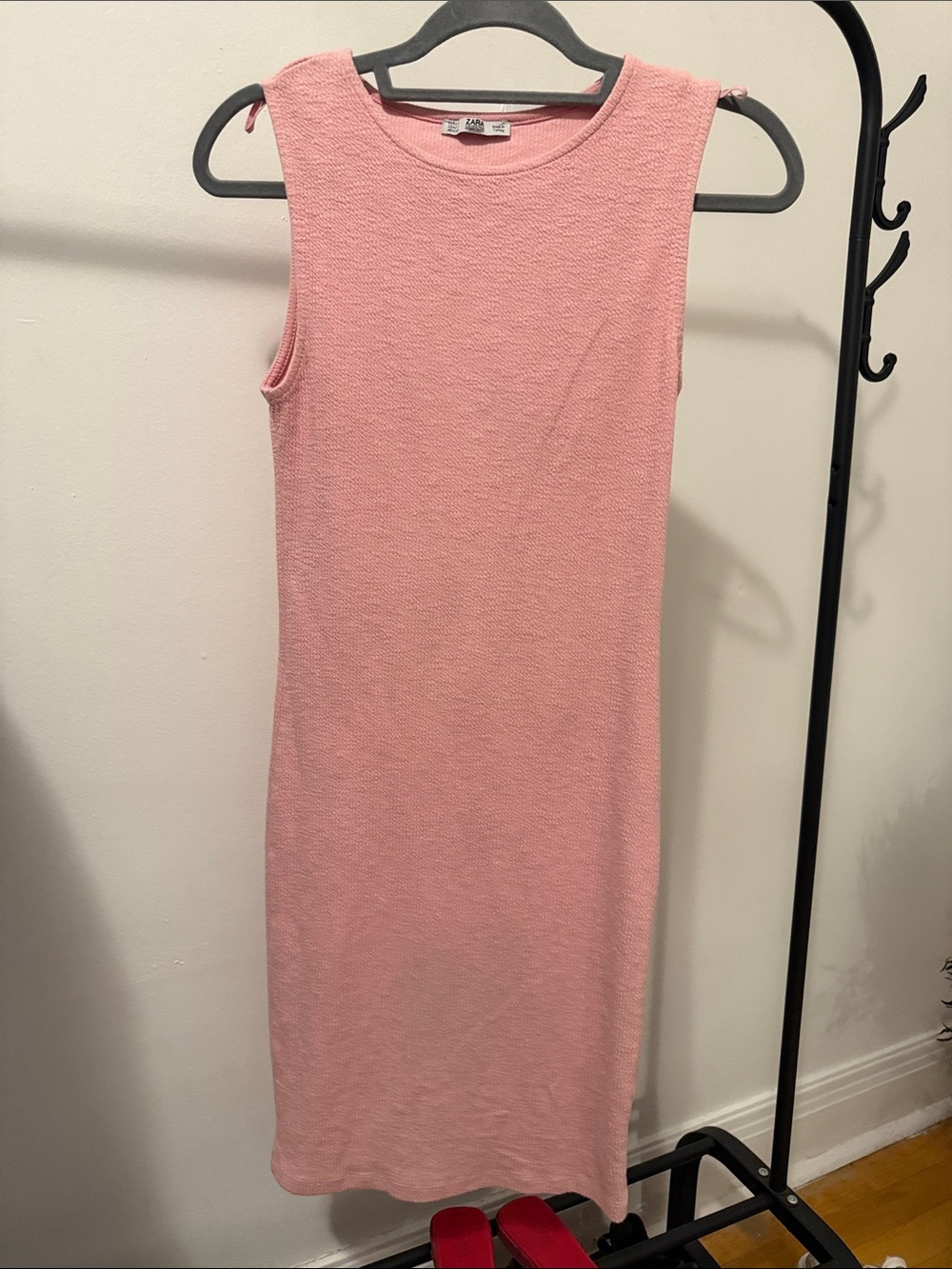 Pink sleeveless dress